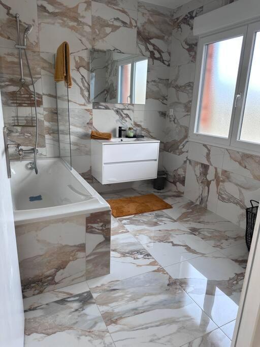 Chez Sana Apartment Saint-Dizier Ngoại thất bức ảnh