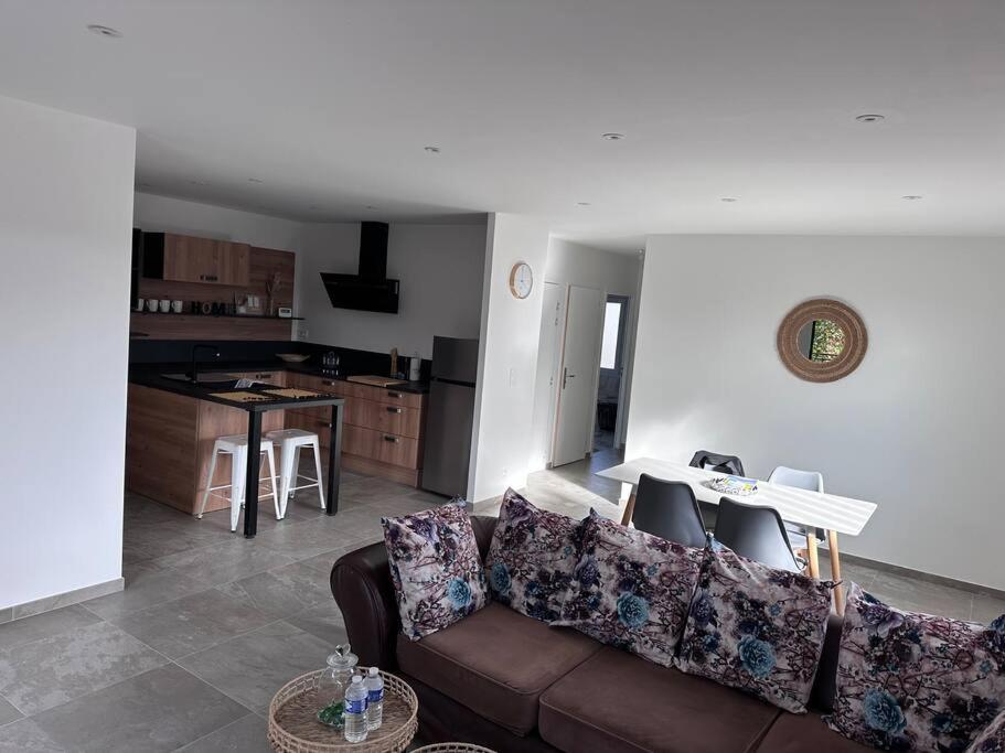 Chez Sana Apartment Saint-Dizier Ngoại thất bức ảnh